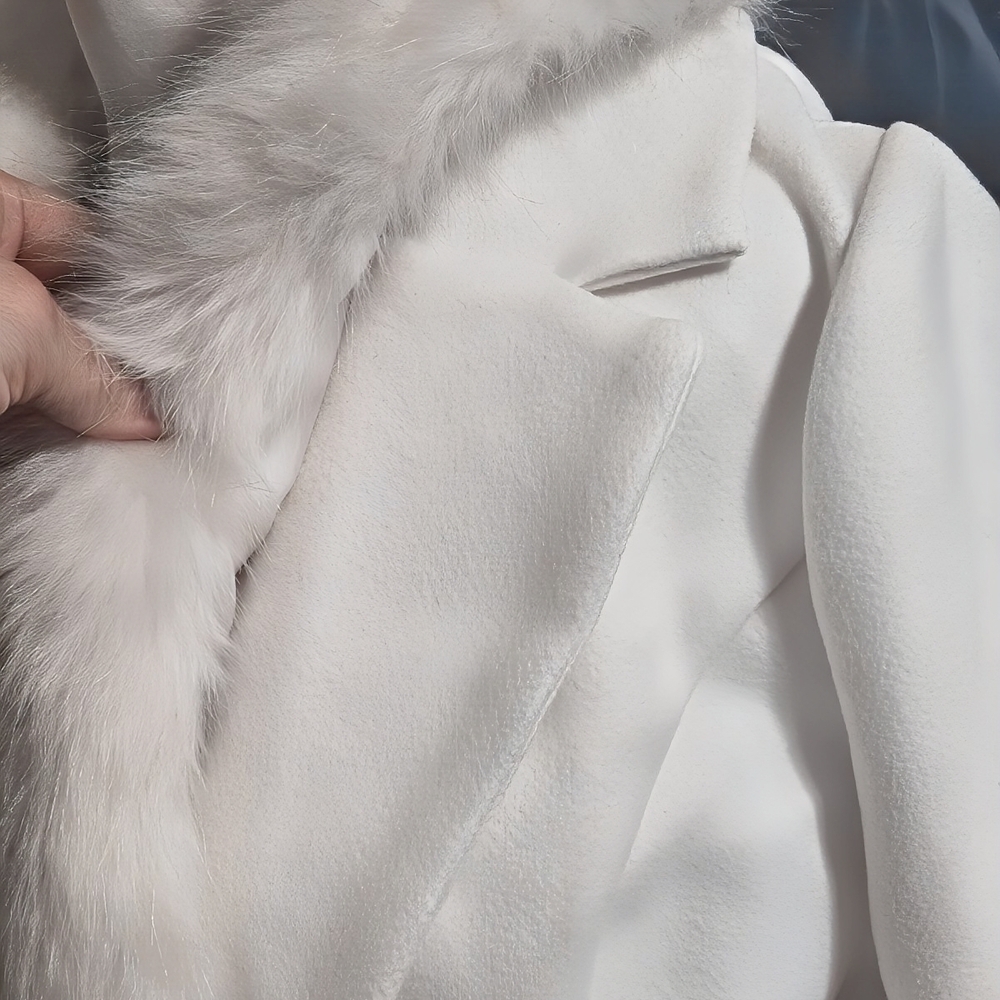 Haute Monde White Pea Coat with Faux Fur Collar - Picture 4 of 8